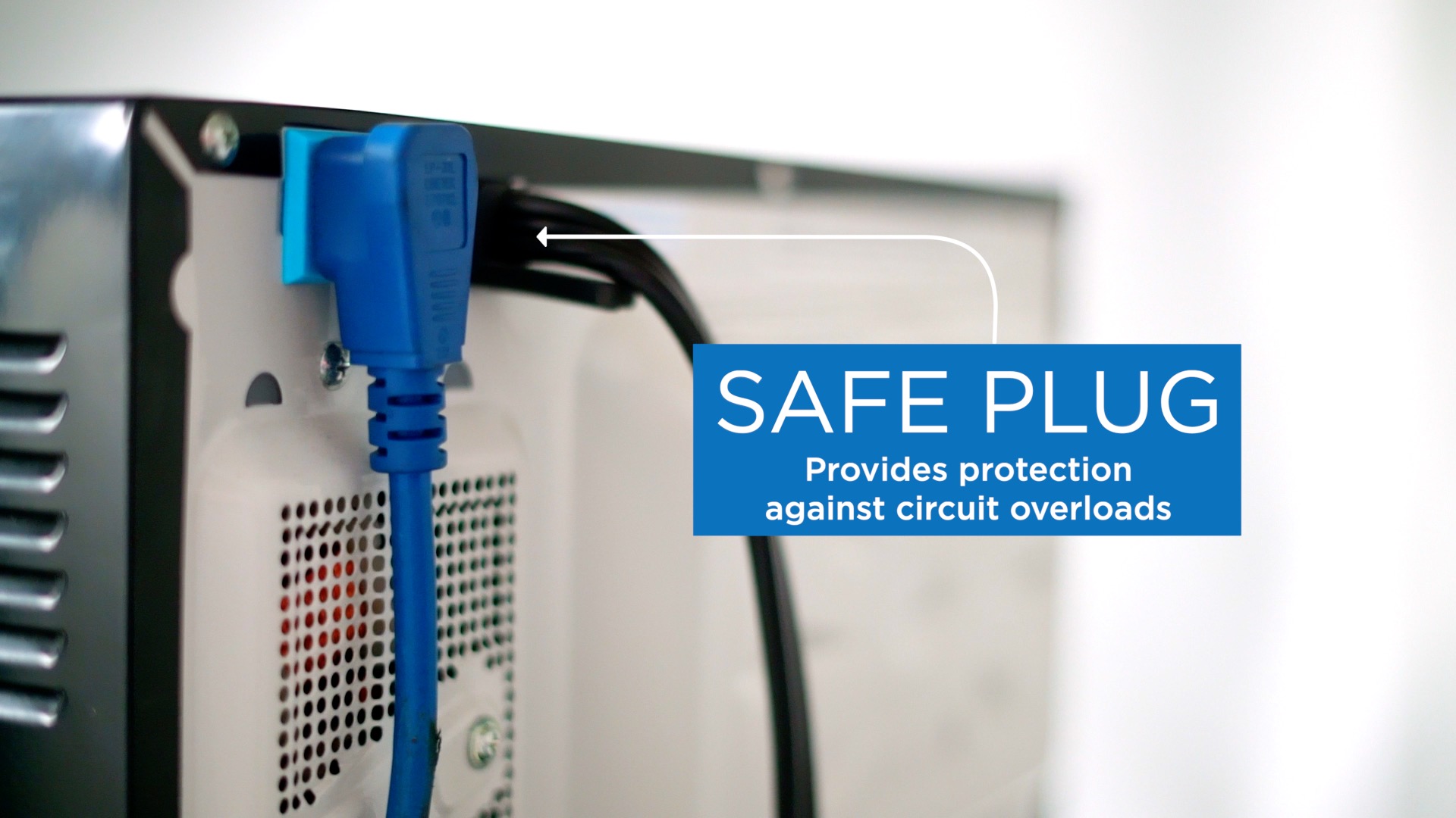 Safe Plug Technology MicroFridge by Danby