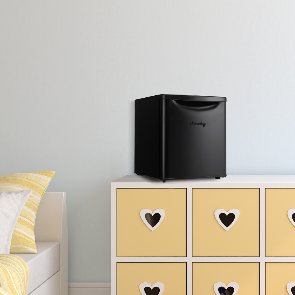 Danby 1.7 cu. ft. Compact Fridge in Black - Image 5