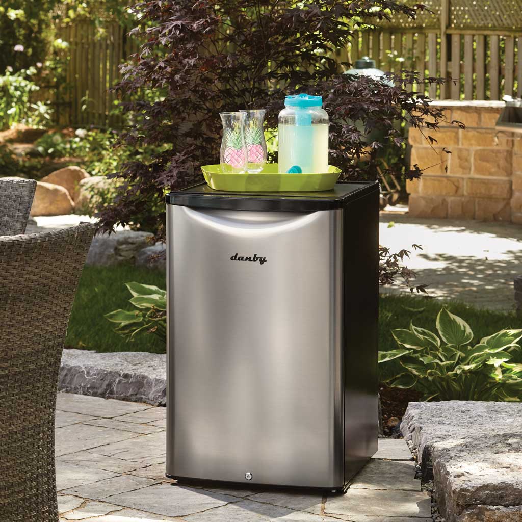 Danby 4.4 cu. ft. Outdoor Fridge in Stainless Steel - Image 4