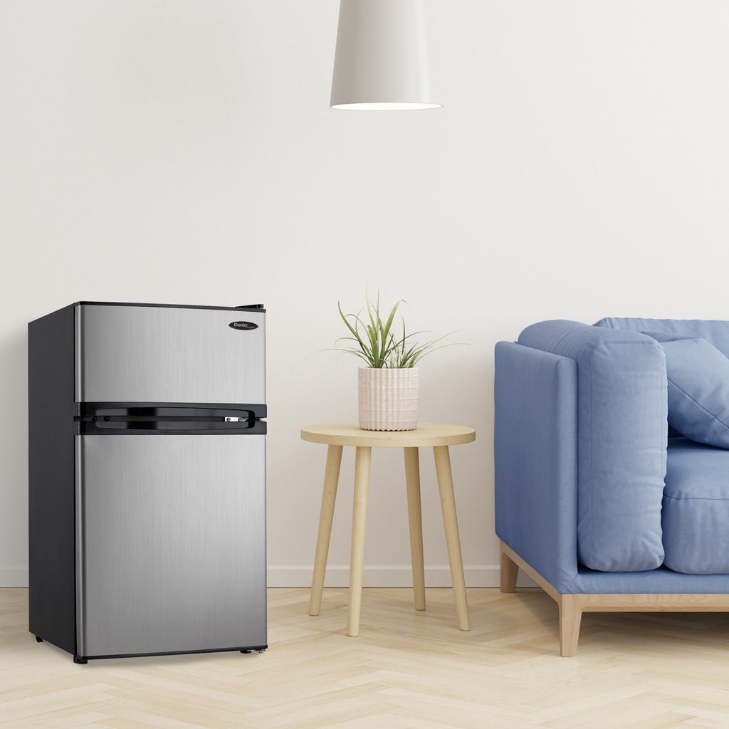 Danby Designer 3.1 cu. ft. 2-door Compact Fridge in Stainless Steel Look - Image 6