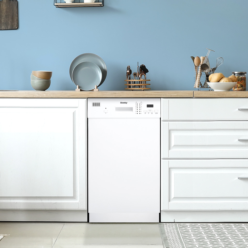 Danby 18" Wide Built-in Dishwasher in White - Image 2