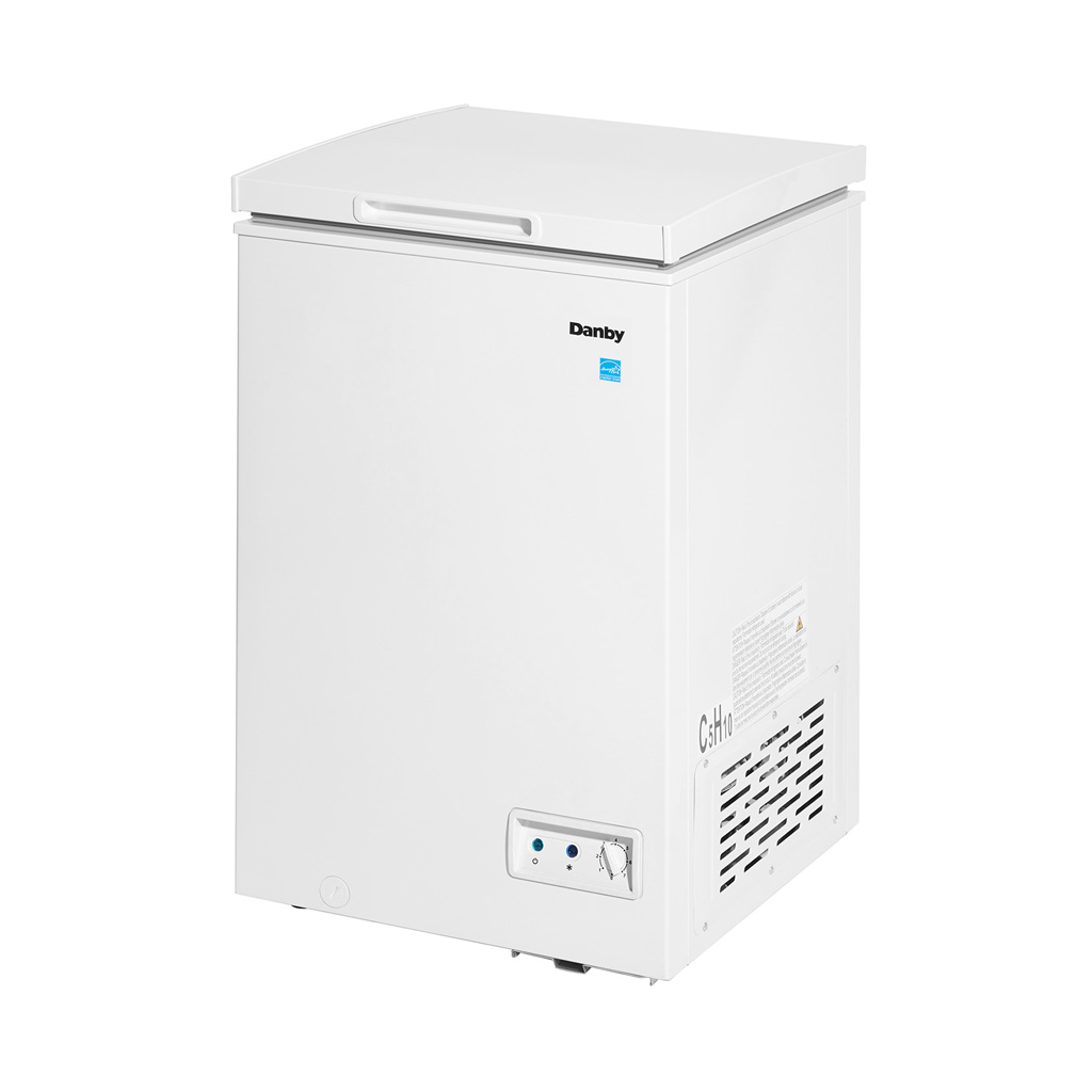 Danby 3.5 cu. ft. Chest Freezer in White - Image 3