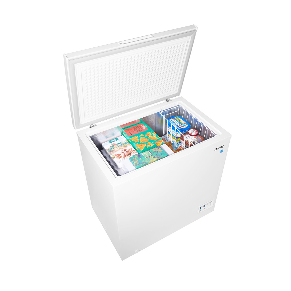 Danby 7.0 cu. ft. Square Model Chest Freezer in White - Image 13