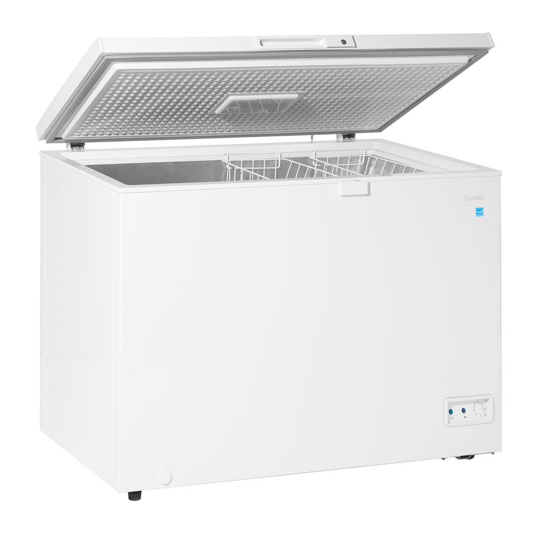 Danby 10.0 cu. ft. Chest Freezer in White - Image 9